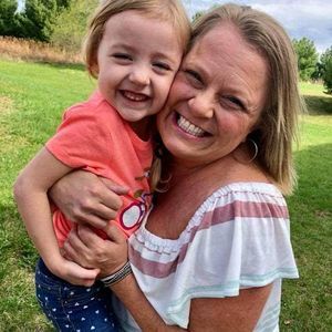 Meet your Posher, Toni